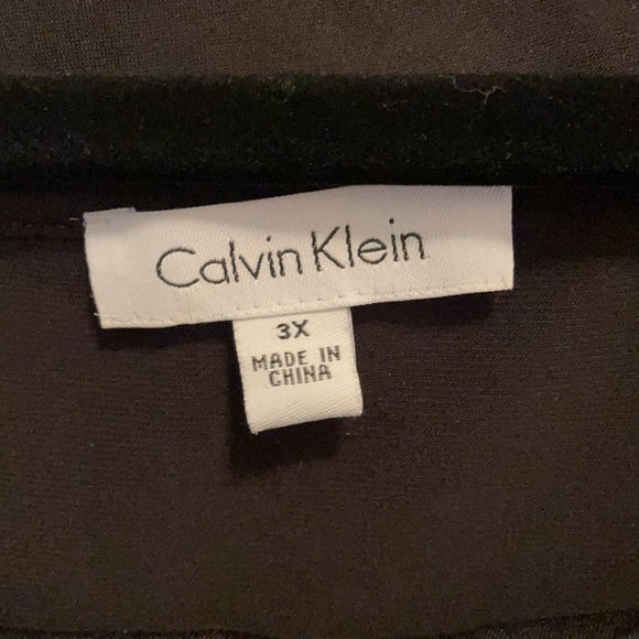 Calvin Klein women’s 3x top with studs - Picture 2 of 2